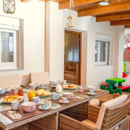 Villa Thalassa Skaleta Buitenkant foto